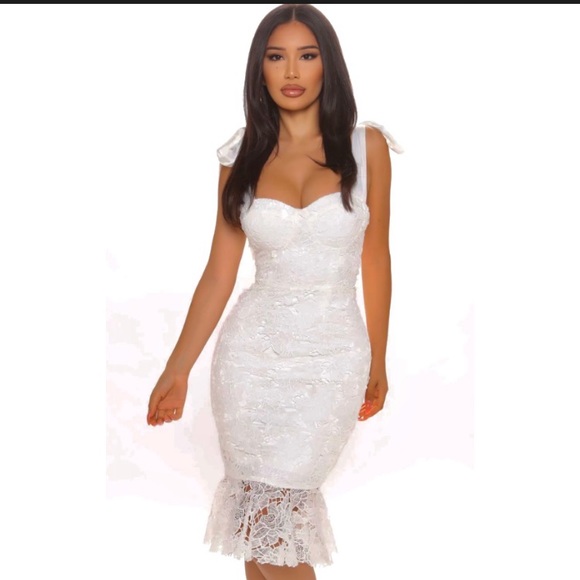 Fashion Nova Dresses & Skirts - Fashion nova daydreaming lace mini white dress NWT